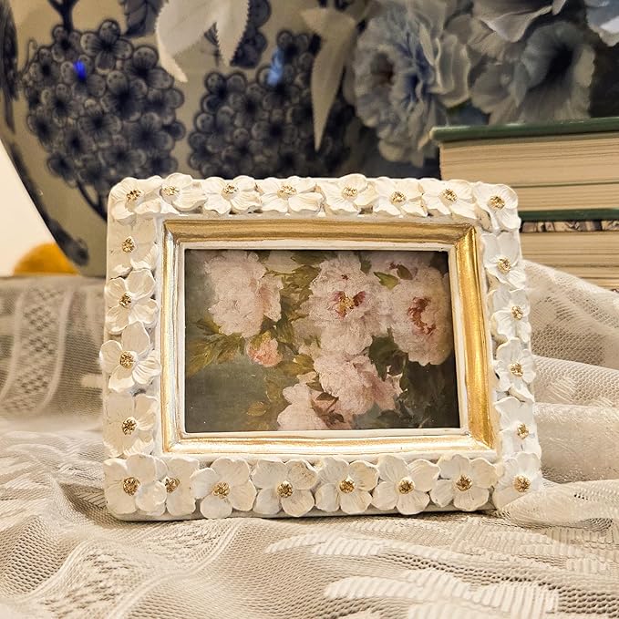 SYLVIA'S SHOP 2.5x3.5 Small Vintage Picture Frame, Mini Antique White Ornate Photo Frame, for Tabletop and Wall Display, Decorative Floral Design Retro Home Decor, Photo Gallery Art