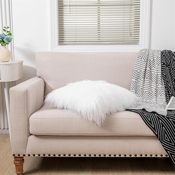 Mongolian Lamb Fur Throw Pillow Cover Soft Fluffy Decorated for Livingroom Car Accessories, 45cm (18" x18‘’) White