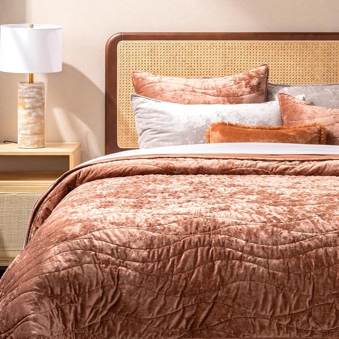 EverGrace Luxury Velvet Quilt Queen Size, Ultra Soft Wave Crushed Velvet Bedding Set, Lightweight Quilted Comforter Set for All Season, Oversized Bedspread Coverlet with 2 Shams, Burnt Orange