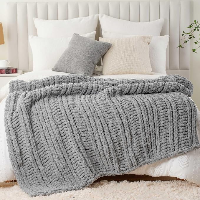 Battilo Chunky Knit Throw Blanket for Couch, 50"x60", Light Grey | Hand Knit with Chunky Yarn, Gift Blanket, Cozy Warm Thick Soft Chenille Throw Blanket for Bed, Sofa, Living Room