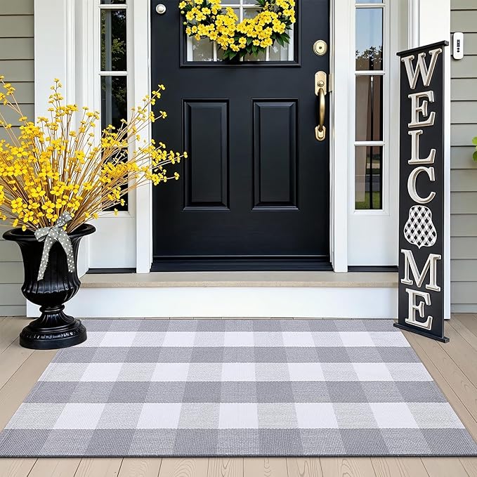 OLANLY Buffalo Plaid Rug 2'4" x 3'7" (27.5" x 43") – Grey and White Cotton Checkered Doormat, Washable Indoor Outdoor Rug for Layered Front Porch, Kitchen, Entryway Decor