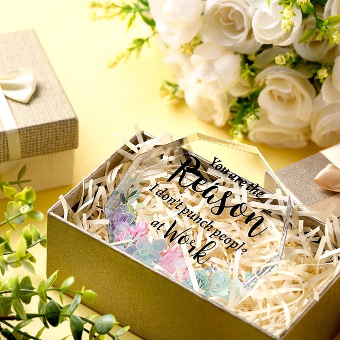 Yinder Thank You Gifts for Women Appreciation Gifts for Coworker Employee Nurse Teacher Leader Boss Inspirational Quotes Acrylic Desk Decor for Home Office Farewell Retirement