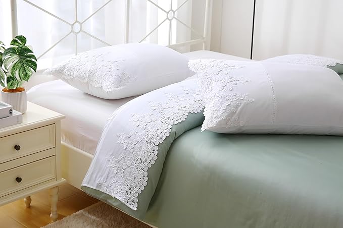 White Lace Pillow Shams with 3D Flowers Retro Noble Luxury Elegant Look Pillowcases 100% Cotton Standard Size 2-Pack