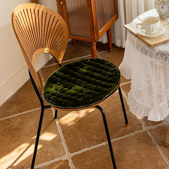 vctops Luxury Velvet Chair Pad Seat Cushion Soft and Comfy Chair Cushion Solid Color Round Seat Pad Cushion for Kitchen Dining Office Chair (Green,17"x17")