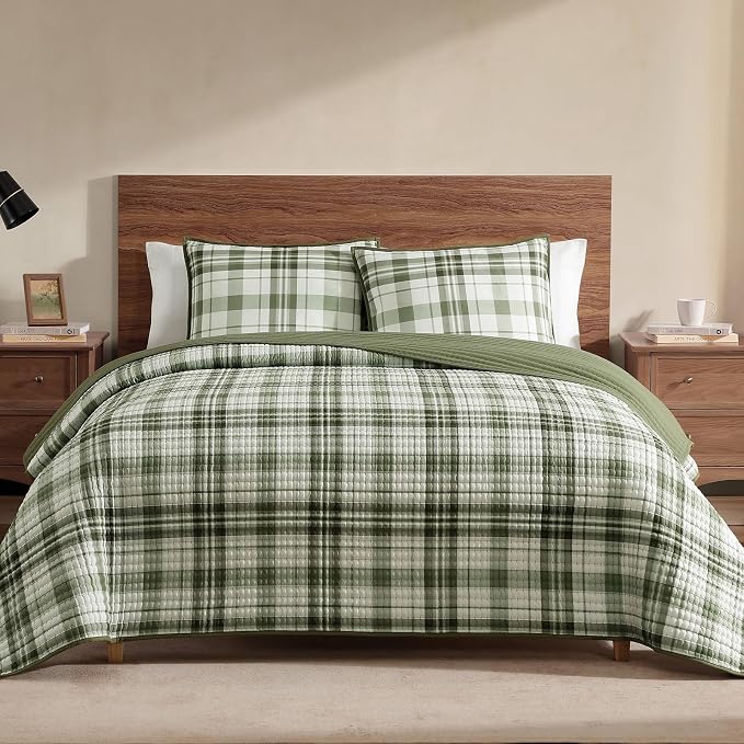 WRENSONGE Plaid Twin Quilt-2 Pieces Lightweight Bedspread Olive Green Quilt Twin Size Quilt Bedding Set for All Seasons, Soft Summer Reversible Neutral Coverlet with 1 Pillow Sham