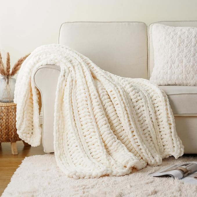 Battilo Chunky Knit Throw Blanket for Couch, 50"x60", White Cream | Hand Knit with Chunky Yarn, Gift blanket, Light Color, Cozy Warm Thick Soft Chenille Throw Blanket for Bed, Sofa, Living Room