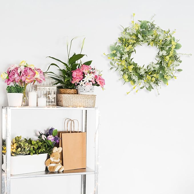 YNYLCHMX 18" Spring Summer Wreaths for Front Door, Artificial Floral Wreath with Yellow White Daisy & Green Eucalyptus Leaves, Green Foliage Wreath for Wall Window Farmhouse Party Holiday Home Decor