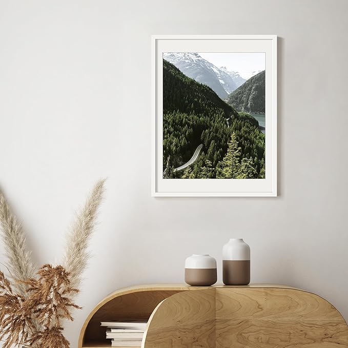 upsimples 18x24 Picture Frame, Display Pictures 16x20 with Mat or 18 x 24 Without, Wall Hanging Poster Frames, White, 1 Pack