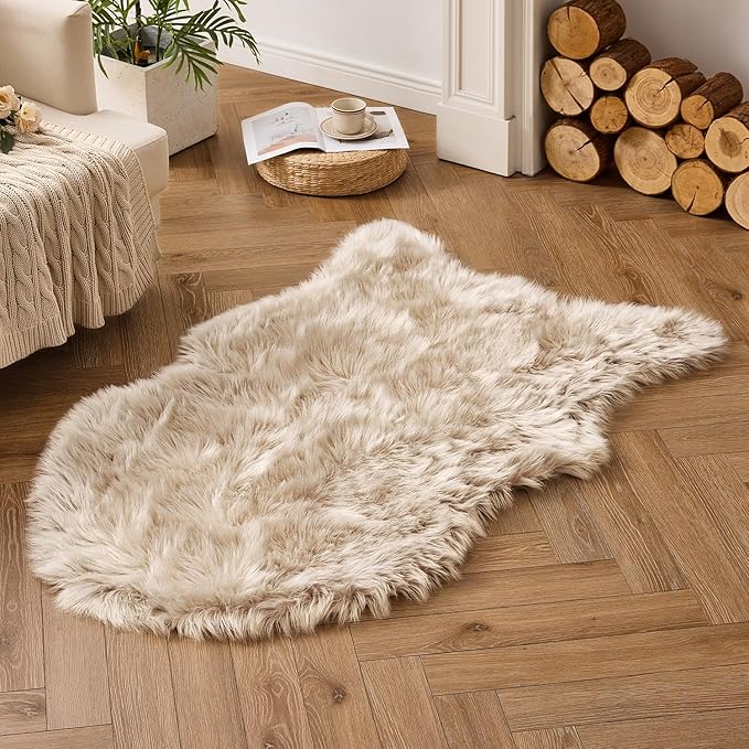 MIULEE Luxury Super Soft Fluffy Area Rug Faux Fur Plush Large Sheepskin Rug Decorative Shaggy Carpet for Bedside Sofa Floor 3 x 5 Feet, Beige