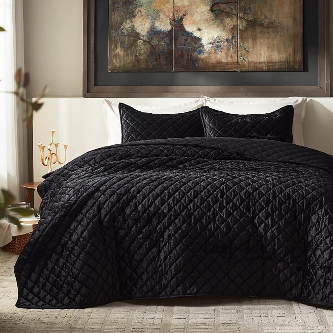 Cosybay Luxury Velvet Quilt Set King, Lightweight Oversized Bedspread Coverlet Quilted Box Stitch Bedding Set, with 2 Matching Pillow Shams, for All Season, Black