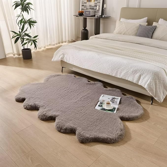 1700GSM Fuzzy Faux Sheepskin Fur Area Rug,Extra Soft Faux Fur Mat,Fluffy Shaggy Fur Rug for Bedroom Living Bedside Rug Room Decor-Taupe, 2 x 6 ft