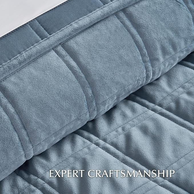 EverGrace 3 Pieces Luxurious Velvet Quilt Queen Size, Ultra Soft Bedspread Coverlet Set, Double Box Stitch Lightweight Velvet Comforter for All Season with 2 Shams, Blue Linen, 92"x96"