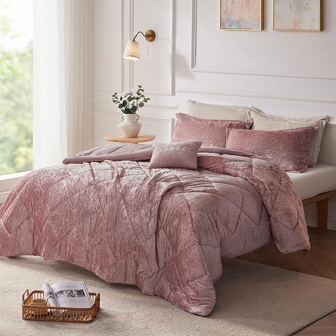 Intelligent Design Polyester Crushed Duvet Cover Set with Blush ID12-1971