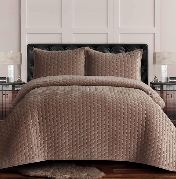Tribeca Living Lugano Oversized Velvet Quilt Set - All Season, Extra Large, 3 Piece Queen Size Comforter Set with 2 Pillow Shams in Taupe Honeycomb Pattern 260GSM