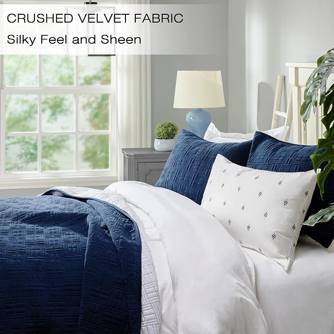 ELEGANT LIFE HOME Luxury Crushed Velvet Geometric Stitching Bedding Quilt Set with Matching Shams, Queen (90 in x 92 in /1+20 in x 26 in /2), 3 Piece, Navy Blue