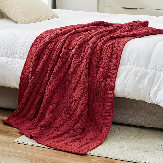 Amélie Home Chunky Knit Throw Blanket, Reversible Soft Chenille Breathable Cable Knitted Blanket for Couch and Sofa, Farmhouse Decorative Throw for Chair, 50"x60", Christmas Red