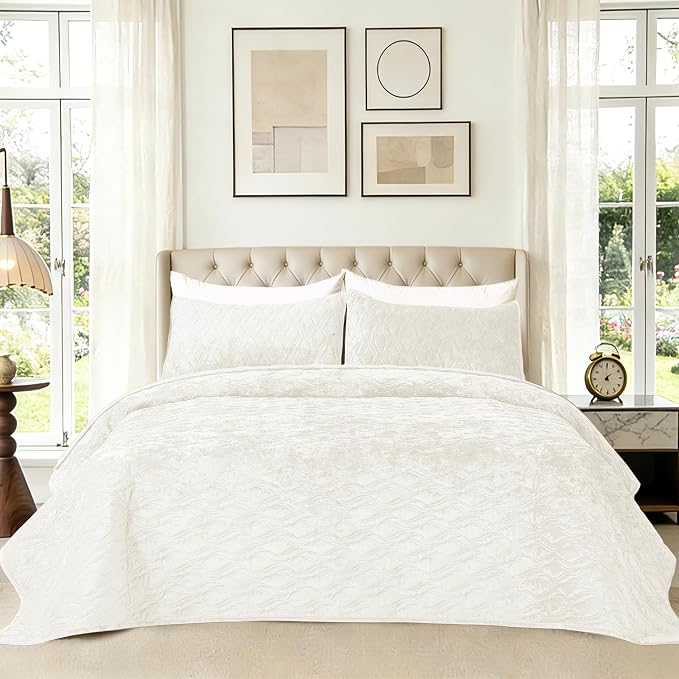 Velvet Quilt Set California King Size 106x118 Soft Bedding Set 3 Pieces Neutral Luxury Bedspread Farmhouse Comforter with 2 Pillow Shams 20x36 for All Seasons,Cream White