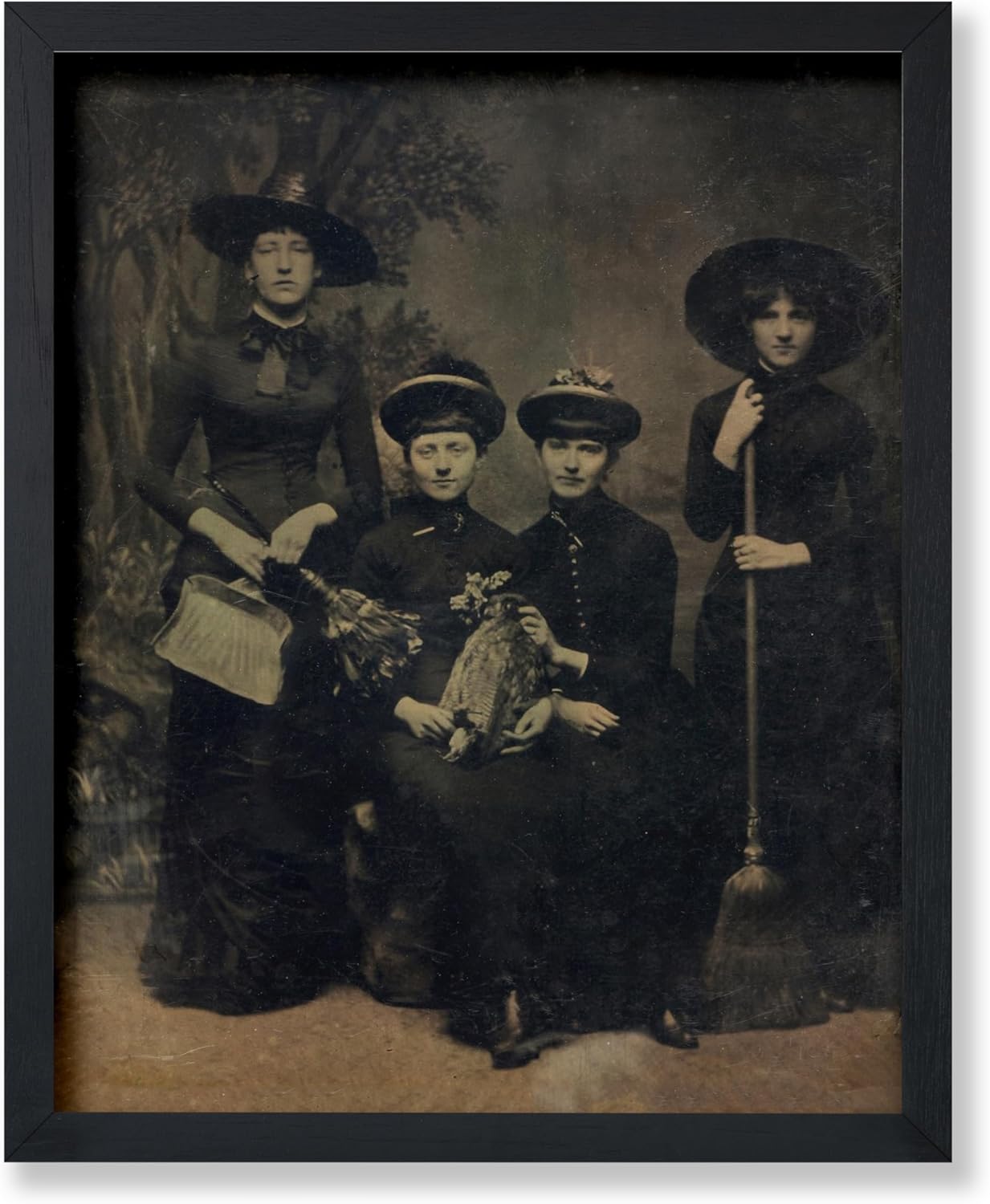 Poster Master Vintage Four Witches Coven Poster - Retro Witches Print - Witchcraft Art - Halloween Art - Gift for Men & Women - Gothic Decor for Living Room, Bedroom or Dorm - 16x20 UNFRAMED Wall Art