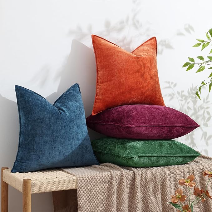 decorUhome Summer Couch Throw Pillow Covers 18x18 Set of 2, Decorative Soft Velvet Modern Cozy Chenille Pillow Cases with Elegant Design for Sofa Bed Living Room Home Decor, Green