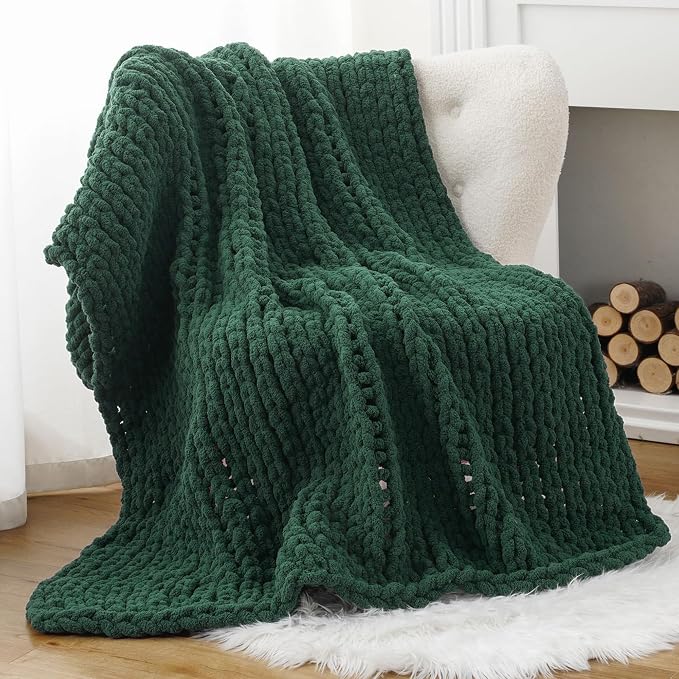 Battilo Dark Green Chunky Knit Throw Blanket, Soft and Thick Chirstmas Green Chenille Throw Blanket, 50"x60" Handmade Cable Knit Crochet Blanket, Knot Knitted Throw Blankets for Couch Home Decor