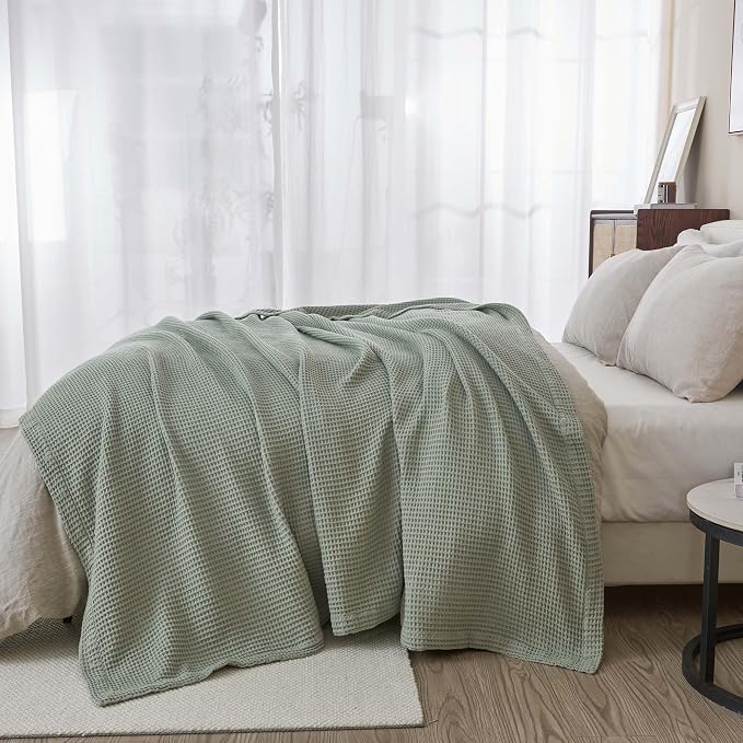 100% Cotton Green Blanket King Size for Bed - Breathable and Soft, Waffle Weave for Summer Spring, 102x90 Inches (Eucalyptus)
