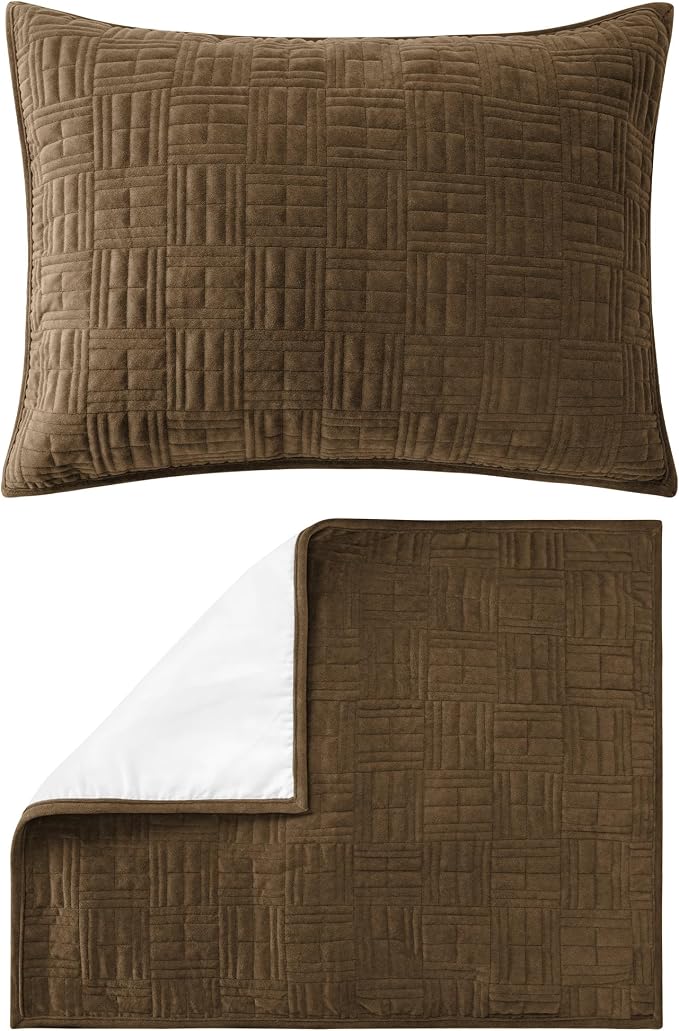 ELEGANT LIFE HOME Luxury Velvet Corduroy Geometric Stitching Bedding Quilt Set with Matching Shams, King/California King (106 in x 92 in /1+20 in x 36 in /2), 3 Piece, Brown