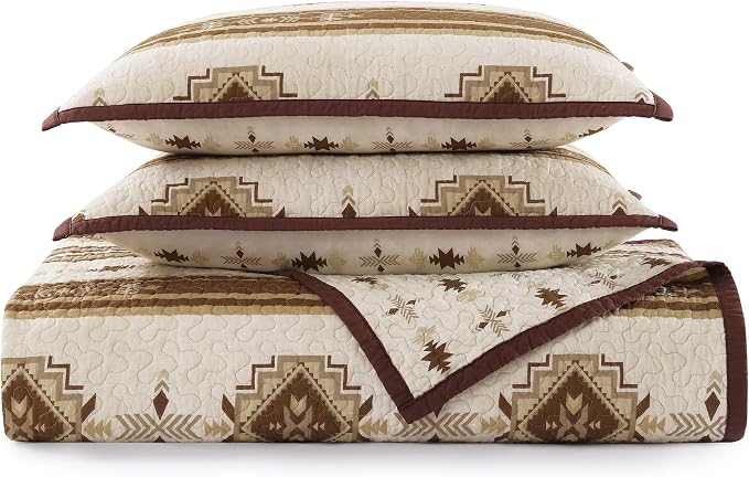 Paseo Road Dakota Queen Quilt Set, 3 Piece Rustic Western Bedding Set with Pillow Sham, Lightweight Reversible Cotton Quilt with Southwestern Aztec Pattern, Soft Breathable Cozy Boho Bedding