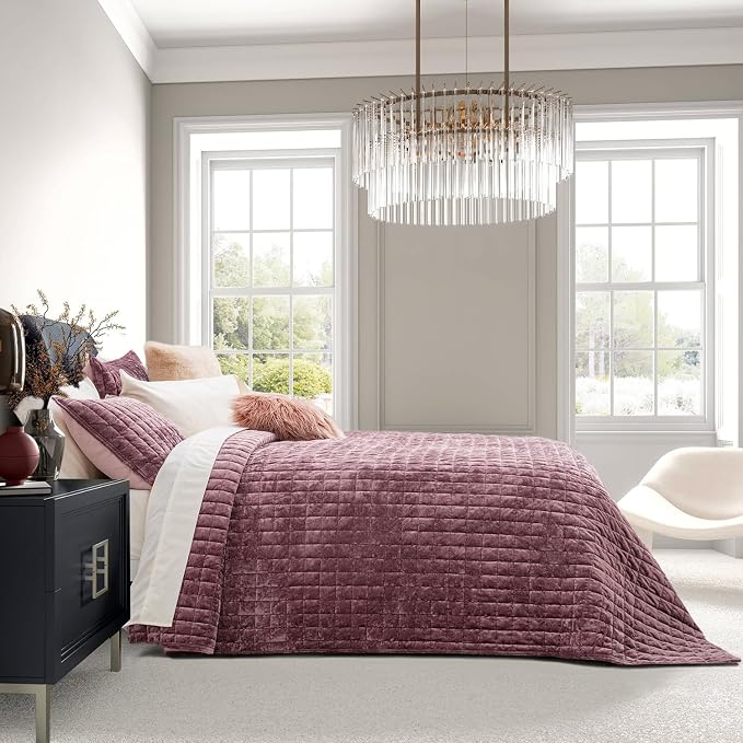RECYCO Luxury Velvet Quilt Set Twin/Twin XL Size, Lightweight Velvet Comforter Set, Oversized Bedspread Coverlet Quilted Bedding Set, with 1 Matching Pillow Sham, for All Season, Dusty Mauve Pink