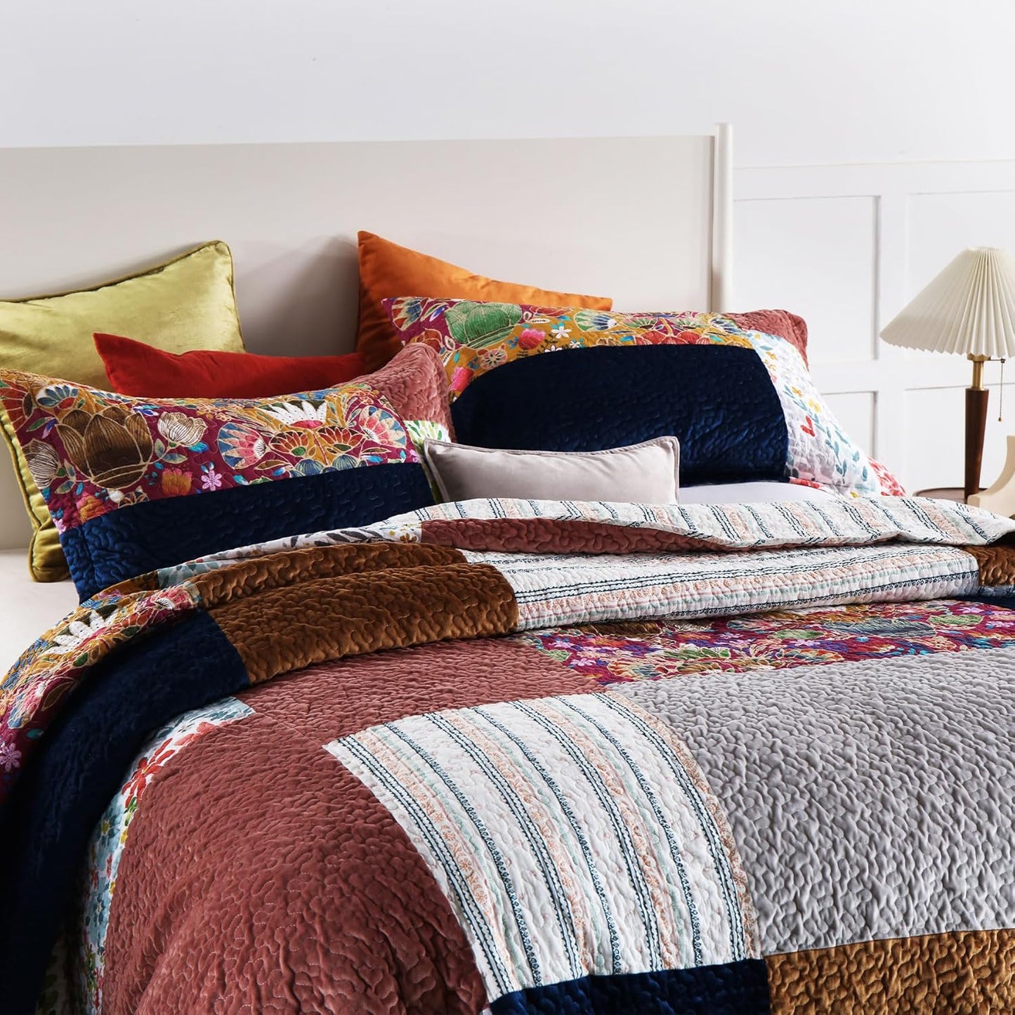 Secgo Queen Comforter Set for Bed - 100% Cotton Quilts Queen Size, Black Bedspreads (90 * 98 Inch) with 2 Pillow Shams, Patchwork Reversible Lightweight Bedding