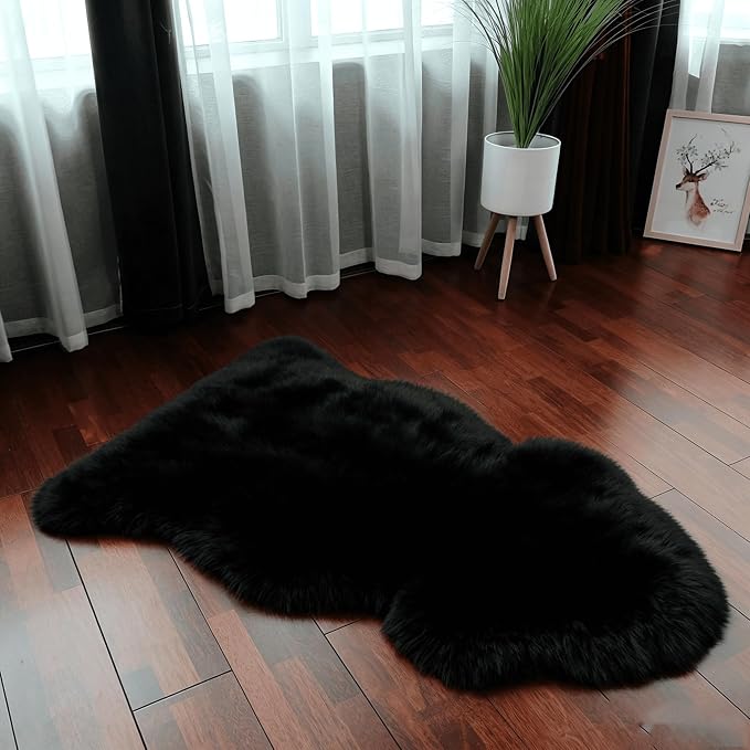 AOGELAN Black Fluffy Fluffy Shaggy Fur Area Rug, Fuzzy Genuine Sheepskin Rug, Soft Fur Pup Carpet, Chair Sofa Seat Cover(Black, Single Pelt/2FT*3FT)