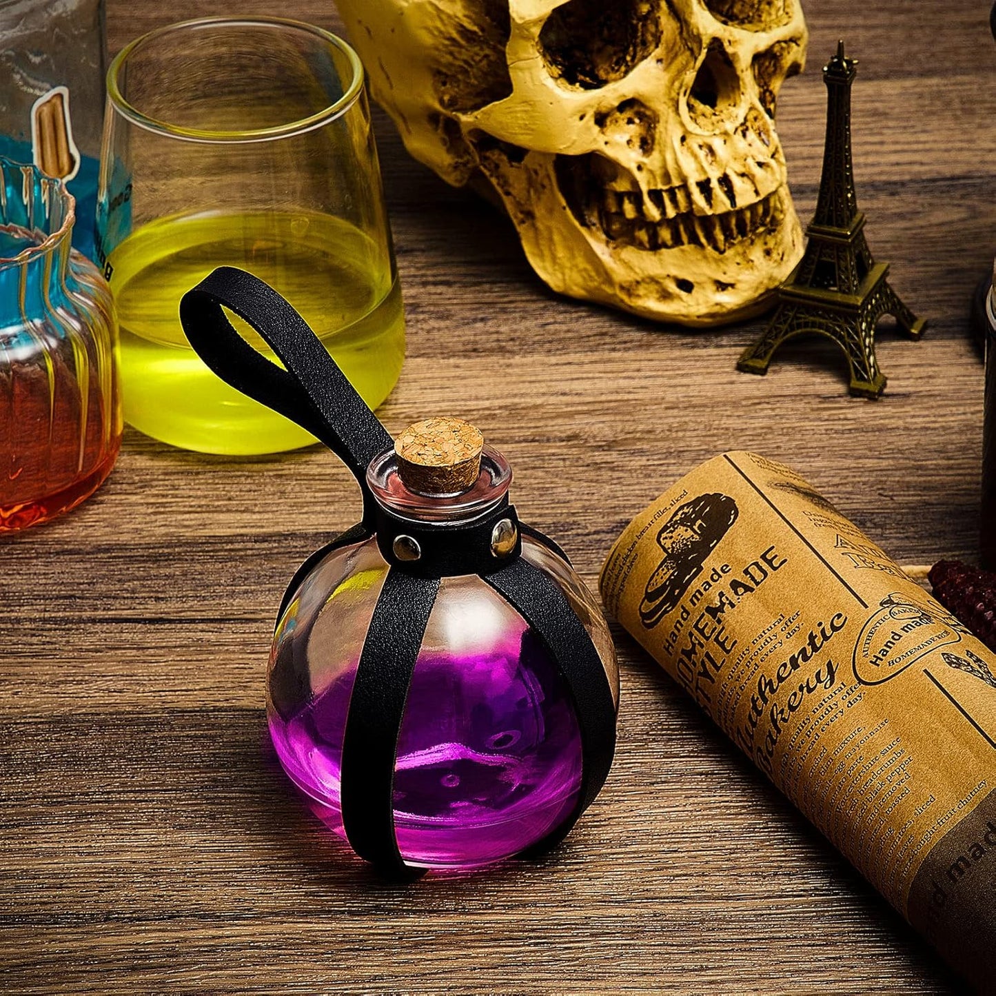 Patelai 6 Pcs Halloween Glass Potion Bottles with Belt Cork Renaissance Witch Costume Accessories Witch Props Potion Bottle for Halloween Party Decor Cosplay DIY Crafts Gift (Black,Brown)