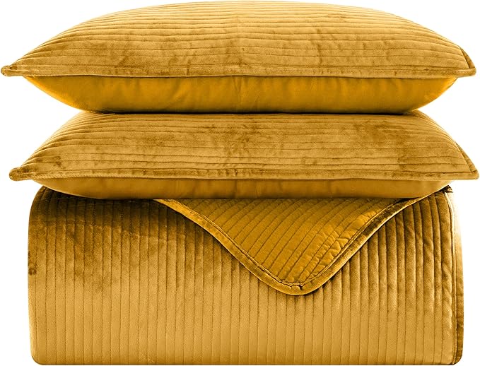 Elegant Comfort Luxury 3-Piece Velvet Corduroy Stripe Quilt Set, Ultra Soft Bedspread - Cozy Velvet Coverlet Set - 3PC Medium Weight Quilted Set with Matching Pillow Shams, Full, Gold