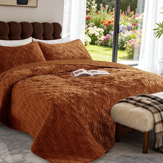 Velvet Quilt Set Full Queen Size 90x98 Bedspread Soft Bedding Set 3 Pieces Neutral Luxury Comforter with 2 Pillow Shams 20x26 All Season for Bedroom Home Decor,Caramel