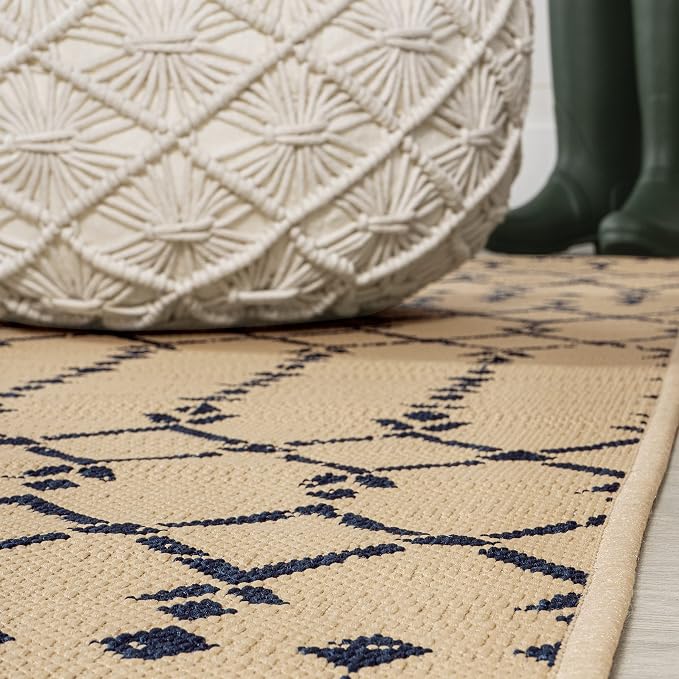 JONATHAN Y Moroccan Geometric Indoor Outdoor Square Area Rug 8X8 Beige/Navy, Ourika Textured Weave for Backyard, Patio, Porch, Easy-Cleaning, High Traffic, Pet-Friendly, Non-Shedding (SMB108H-8SQ)
