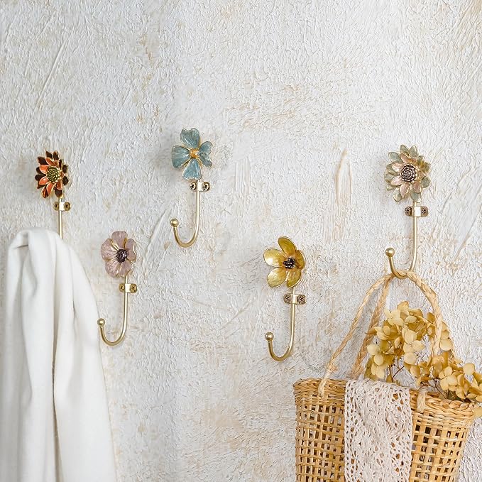 SOFFEE DESIGN Set of 5 Floral Wall Hooks, French Garden Eye-catching Entryway Decor for Coats Hats, Colorful Spring Home Decoration Gift