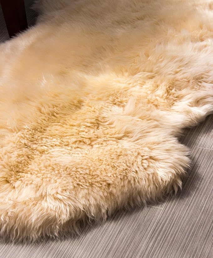 HUAHOO Premium Genuine Sheepskin Rug Beige Real Australia Sheepskin Natural Luxury Fluffy Lambskin Fur Area Rug Seat Covers for Kids Bedroom Sofa Chair Cover Pets Dogs Mat Quarto Pelt/4' x 6' Beige