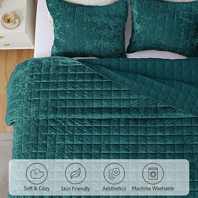 BEDELITE Velvet Quilt Set King Size - Luxury Soft Velvet Comforter Bedding Set for All Season, Lightweight Quilted Box Stitch Oversized Bedspread Coverlet with 2 Matching Shams, Shiny Emerald Green