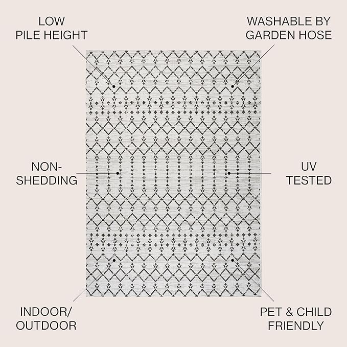 JONATHAN Y Moroccan Geometric Indoor Outdoor Square Area Rug 5X5 Cream/Black, Ourika Textured Weave for Backyard, Patio, Porch, Easy-Cleaning, High Traffic, Pet-Friendly, Non-Shedding (SMB108I-5SQ)