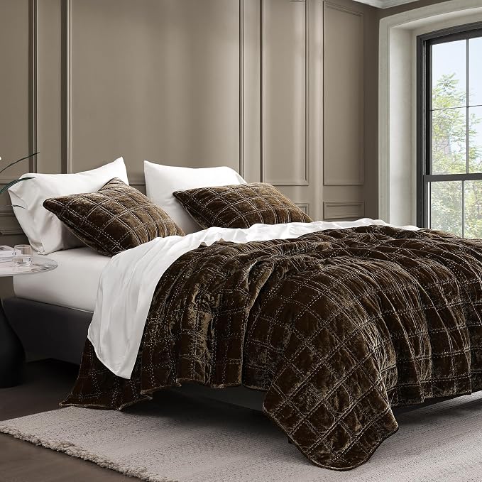 HiEnd Accent Stella Faux Silk Velvet Double Box Stitch 3 Piece Quilt Set, King Size, Green Ochre Solid Color, Classic Chic Modern Rustic Elegant Bedding Set, Lightweight Bed Set