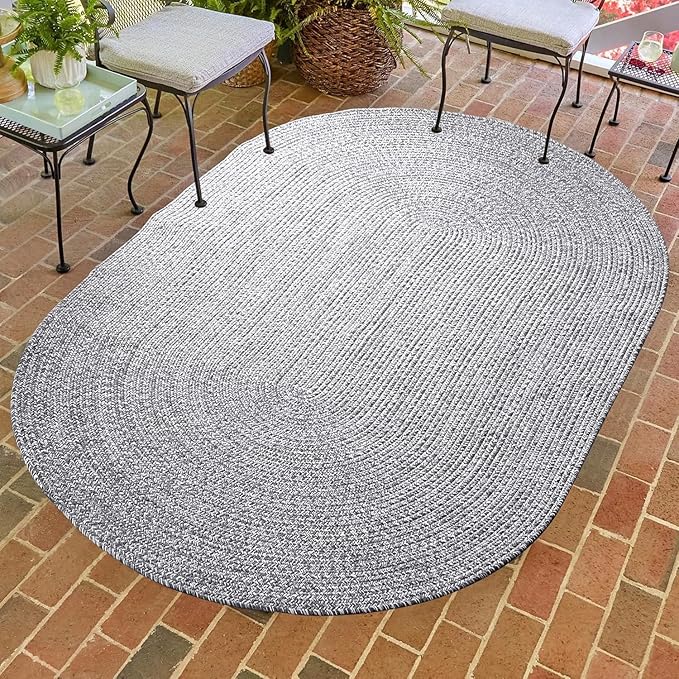 SUPERIOR Indoor/Outdoor Area Rug, Dual-Tone Reversible Braided Floor Decor for Patio, Front Porch, Entryway, Living Room, Office, Nursery, Artistic Home, 4' x 6', Charcoal-White