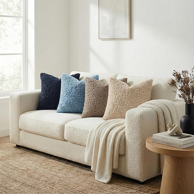 decorUhome Pack of 2 Throw Pillow Covers 20x20 Inch, Faux Fur Decorative Sherpa Pillow Covers Fuzzy Accent Soft Sheepskin Fleece Pillow Cases for Couch Living Room Bed, Light Blue