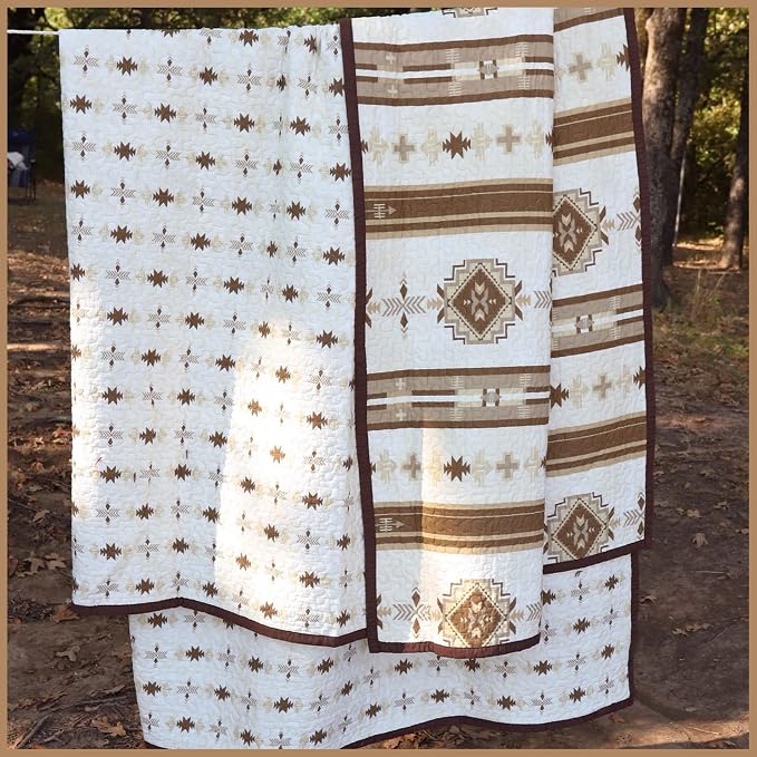 Paseo Road Dakota King Quilt Set, 3 Piece Rustic Western Bedding Set with Pillow Sham, Lightweight Reversible Cotton Quilt with Southwestern Aztec Pattern, Soft Breathable Cozy Boho Bedding