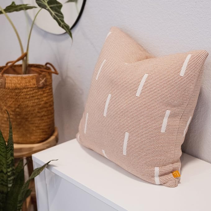 100% Cotton Knitted Soft Modern Geometric Dash Lines Throw Pillow Cover (Rust & Cream, 18" x 18")