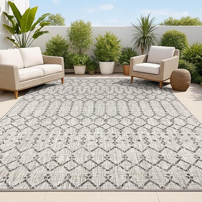 JONATHAN Y Moroccan Geometric Indoor Outdoor Area Rug 4X6 Light Gray/Black, Ourika Textured Weave for Backyard, Patio, Porch, Easy-Cleaning, High Traffic, Pet-Friendly, Non-Shedding (SMB108E-4)