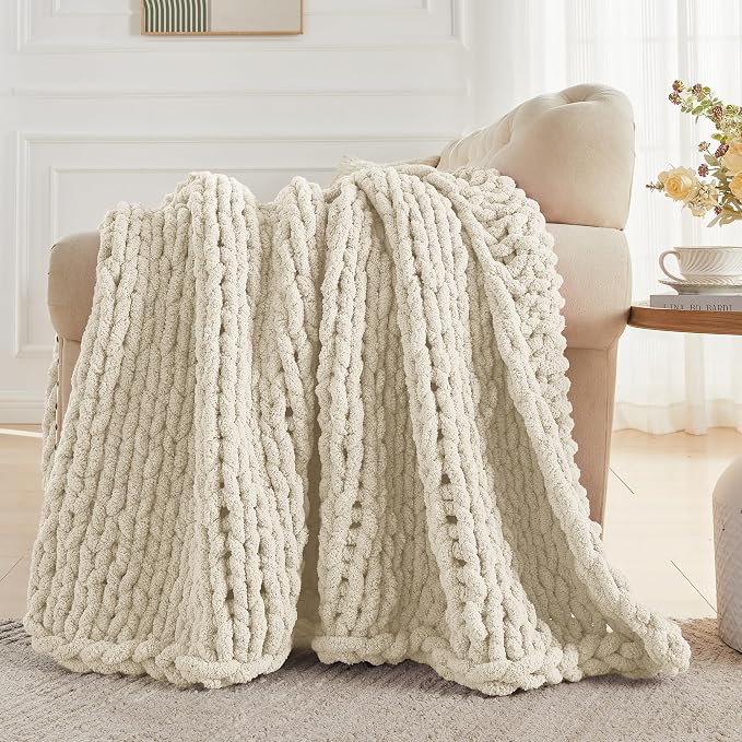 Carriediosa Chunky Knit Throw Blanket 60" X 80" Twin, 100% Hand Made Large Chenille Loop Yarn Soft Fluffy Throws for Couch Sofa Bed, Big Crochet Cozy Heavy Thick Cable Woven Blanket, Light Beige