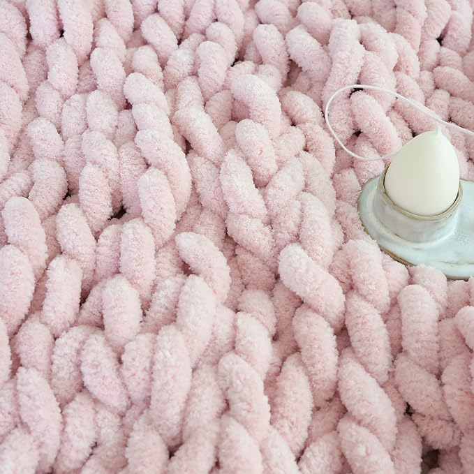 Maetoow Chenille Chunky Knit Blanket Throw （82×86 Inch）, Handmade Warm & Cozy Blanket Couch, Bed, Home Decor, Soft Breathable Fleece Banket, Christmas Thick and Giant Yarn Throws, Light Pink