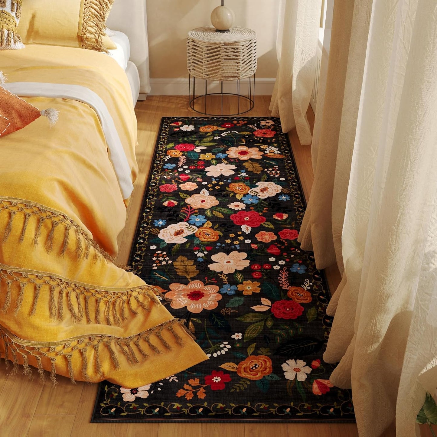 Runner Rug for Hallways Kitchen Rug Non Slip 2'6''x8' Washable Runner Rugs with Rubber Backing Soft Floral Carpet Runner for Hallways, Kitchen, Laundry, Bedroom, Bathroom(Black)