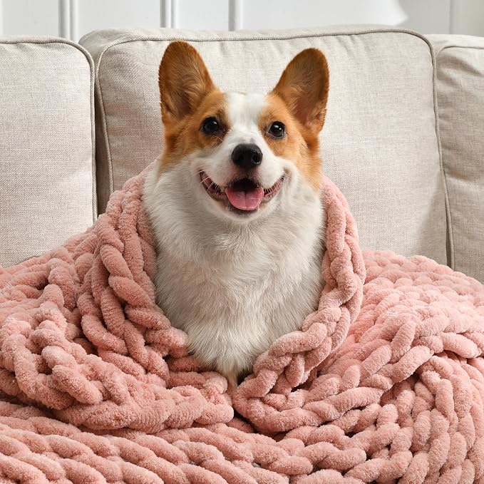 Soft Chunky Knit Blanket, 60X80 in Handmade Thick Chenille Yarn Throw Without Shedding & Raveling, Aesthetic & Cozy Home Decor with Couch Sofa Bed, Gift Pack, Pale Pink