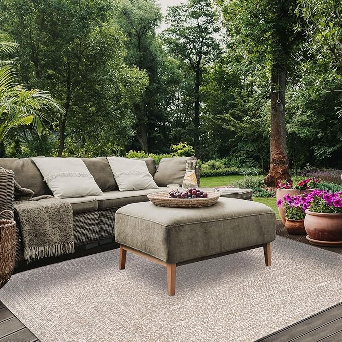 Superior Large Indoor/Outdoor Area Rug, Multi-Tone Reversible Braided Floor Decor for Patio, Front Porch, Entryway, Living Room, Office, Nursery, Artistic Home, 6' x 9', Latte-White