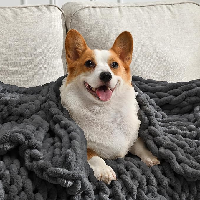 Soft Chunky Knit Blanket, 60X80 in Handmade Thick Chenille Yarn Throw Without Shedding & Raveling, Aesthetic & Cozy Home Decor with Couch Sofa Bed, Gift Pack, Dark Grey